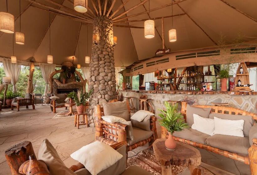 هتل Kibo Safari Camp