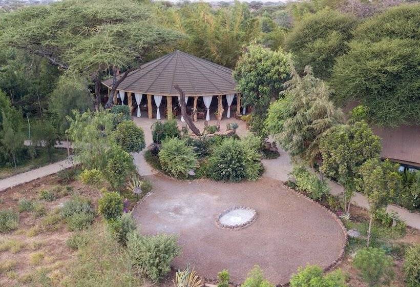 هتل Kibo Safari Camp