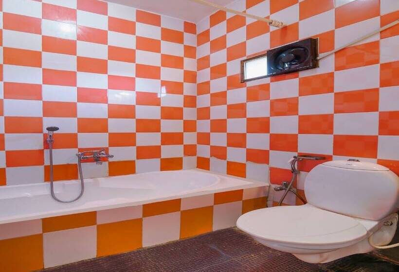 Hotel Oyo Rooms Candolim Beach 3