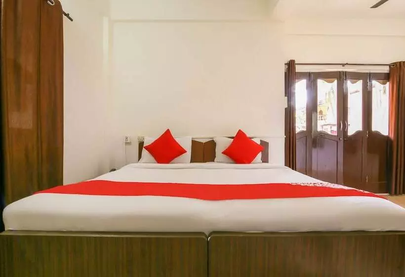 هتل Oyo Rooms Candolim Beach 3
