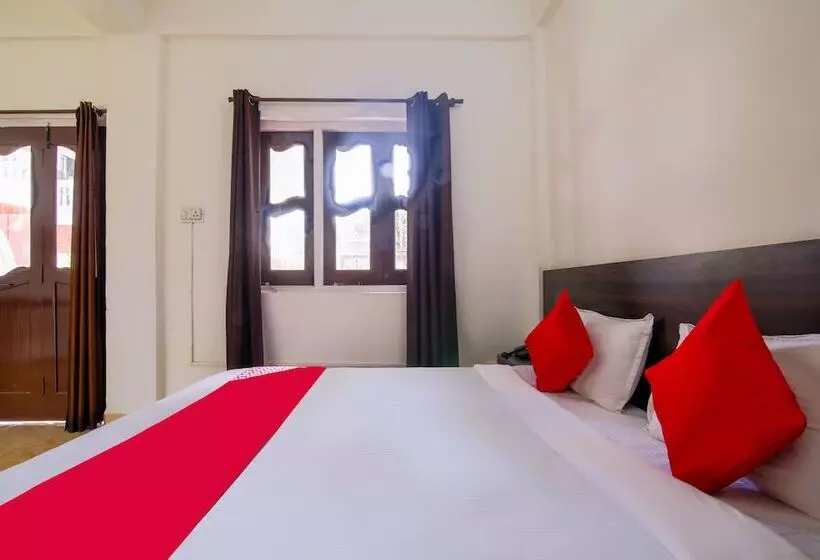 هتل Oyo Rooms Candolim Beach 3