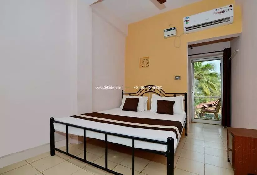 هتل Oyo Rooms Candolim Beach 3