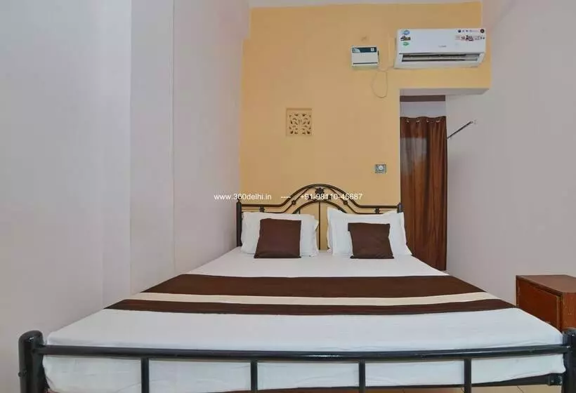 هتل Oyo Rooms Candolim Beach 3