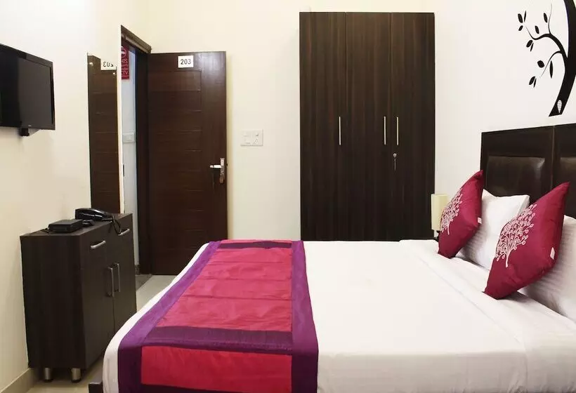 ホテル Oyo Rooms Sector 49