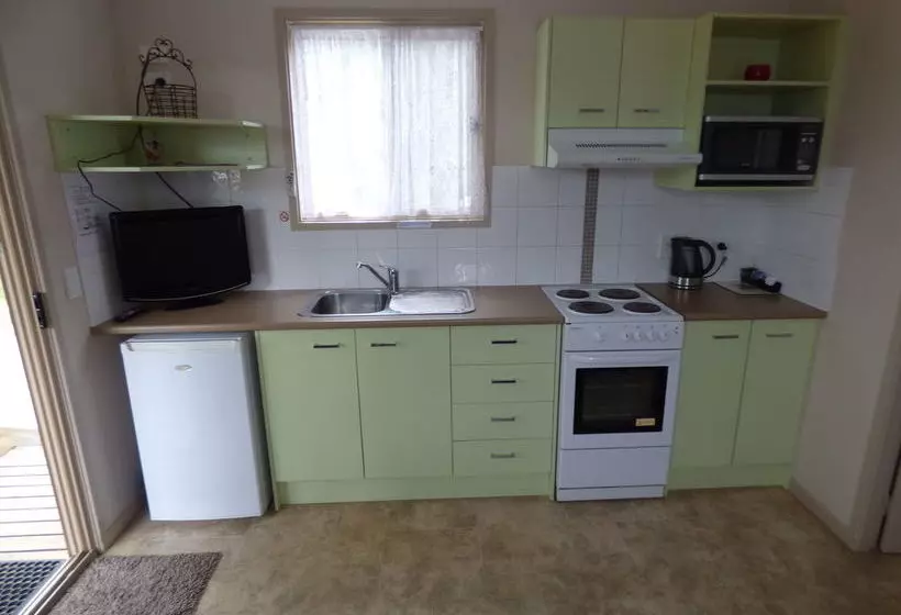 ホテル Tenterfield Lodge Caravan Park