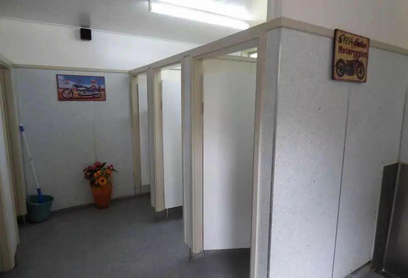ホテル Tenterfield Lodge Caravan Park