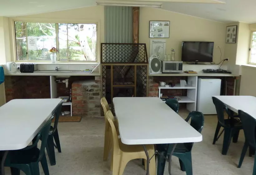 ホテル Tenterfield Lodge Caravan Park