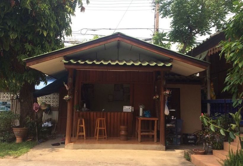 Pensão Pravee House