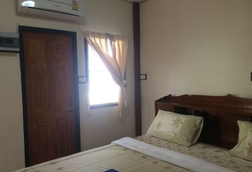 Pensão Pravee House