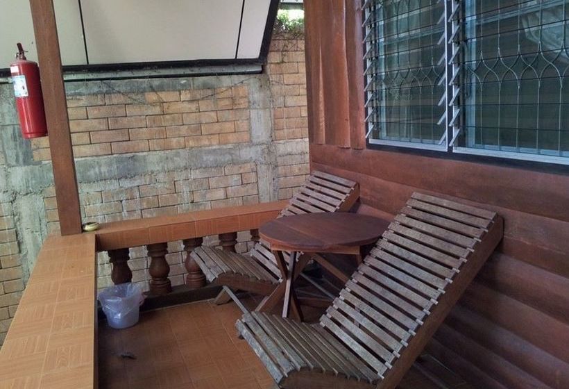 Pensão Pravee House