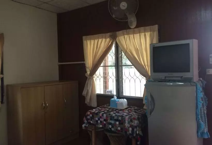 ペンション Pravee House