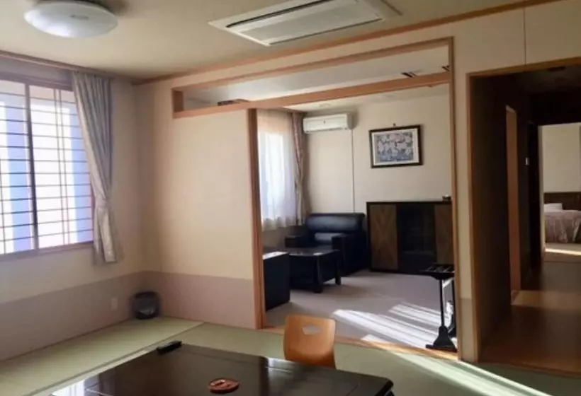 旅館 Yunokaku Ikedaya