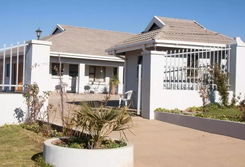 Tribute Guest House Matala