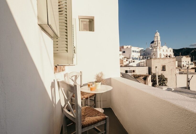 White Orchid Cave House & Studio