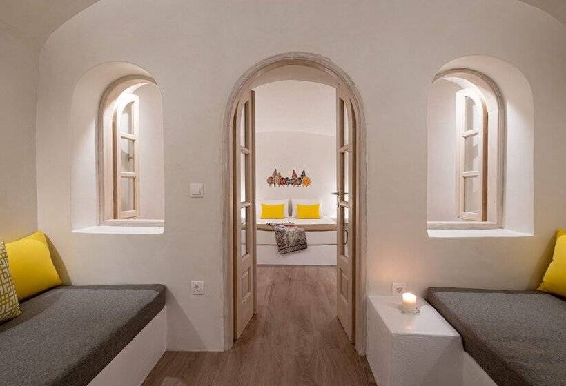 White Orchid Cave House & Studio