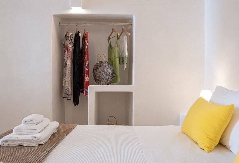 White Orchid Cave House & Studio