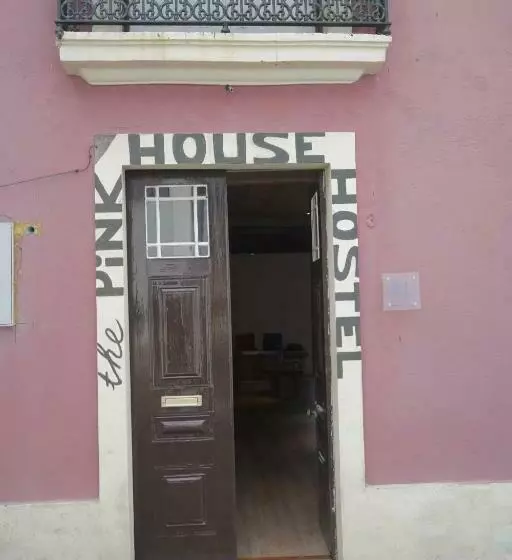 ユースホステル The Pink House