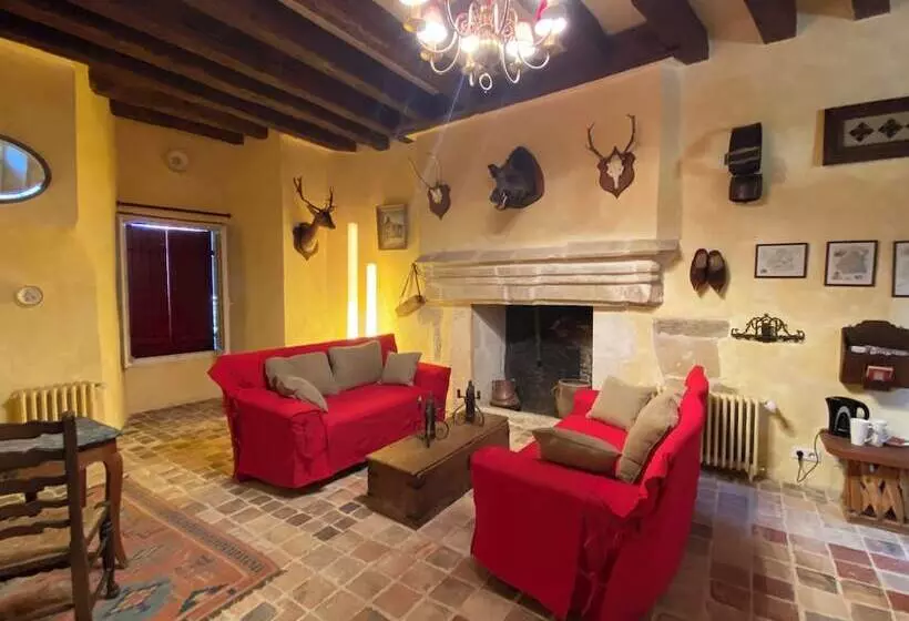 Aamiaismajoitus (B&B) Château Saint Chartier