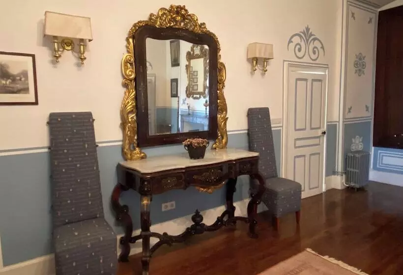 Aamiaismajoitus (B&B) Château Saint Chartier