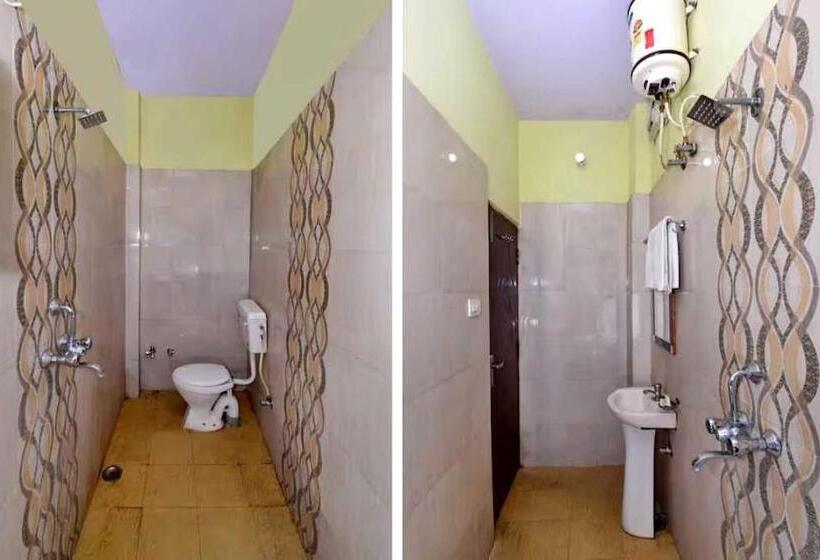 호텔 81078 Ramnagar Varanarasi