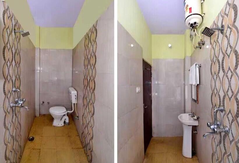 호텔 81078 Ramnagar Varanarasi