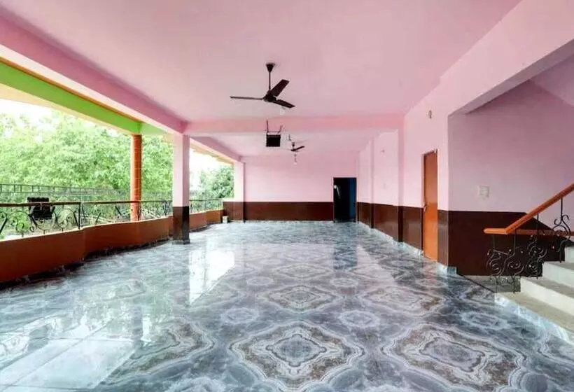 Hotelli 81078 Ramnagar Varanarasi
