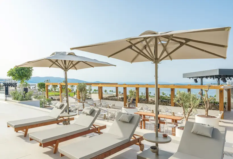 ホテル Anda Barut Collection   Ultra All Inclusive