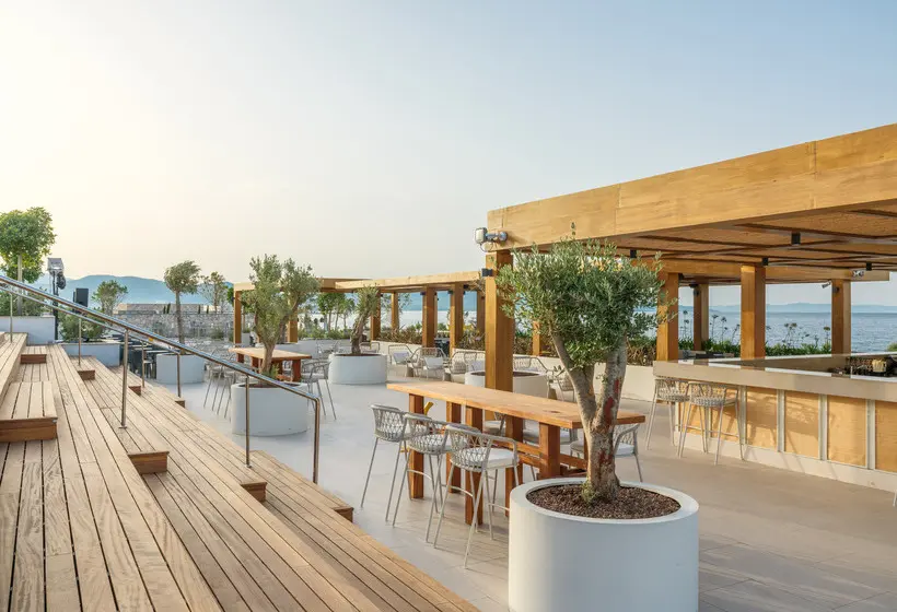 ホテル Anda Barut Collection   Ultra All Inclusive
