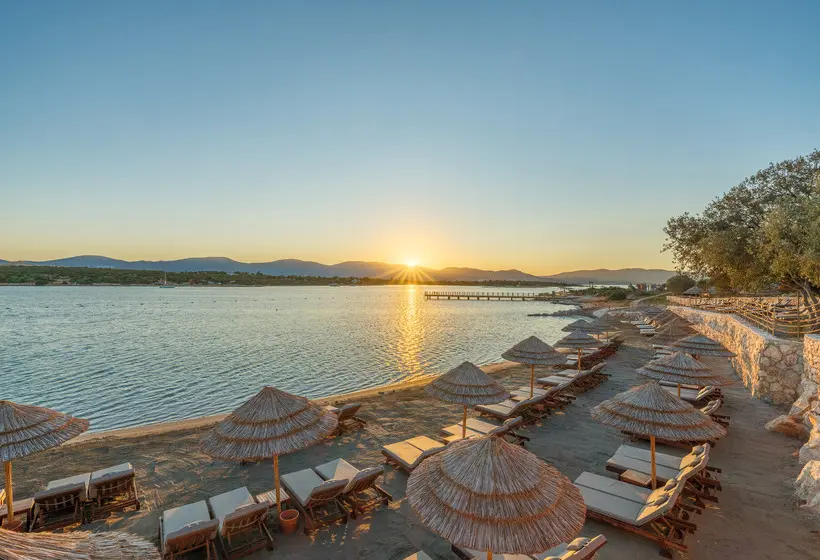 ホテル Anda Barut Collection   Ultra All Inclusive