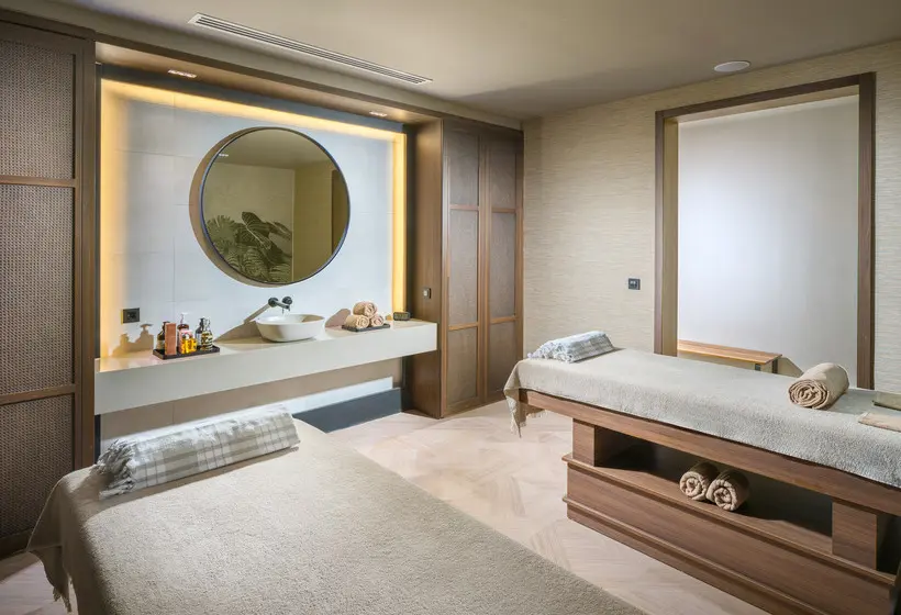 ホテル Anda Barut Collection   Ultra All Inclusive