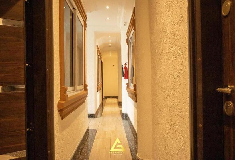 مبيت وإفطار George Vee Hotel Ltd