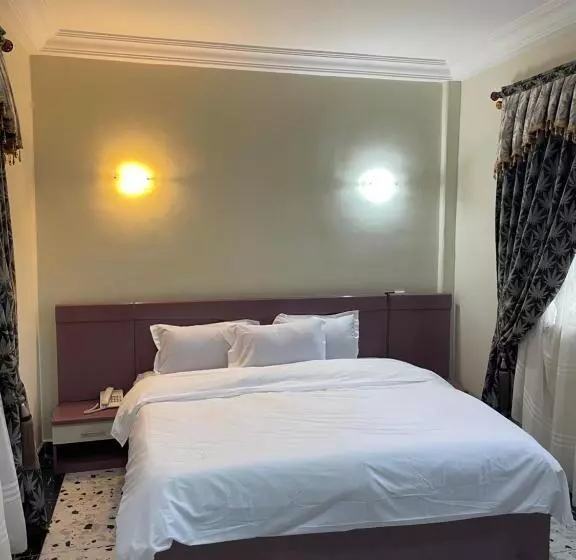 ベッドアンドブレックファースト George Vee Hotel Ltd