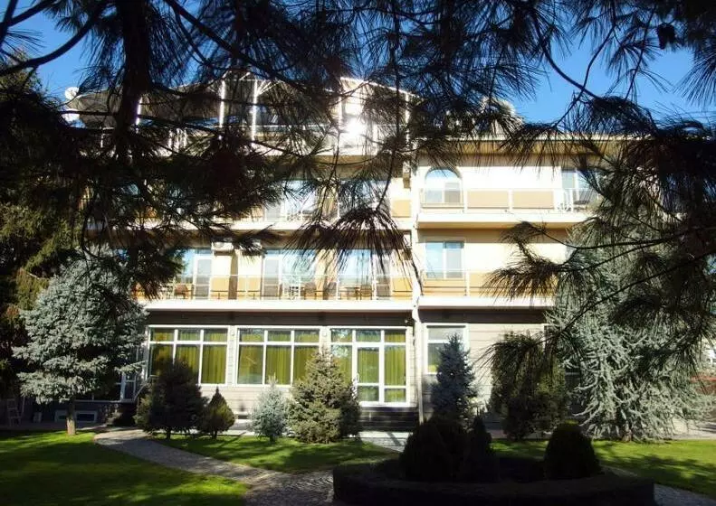 Hotelli парк хотел клементина