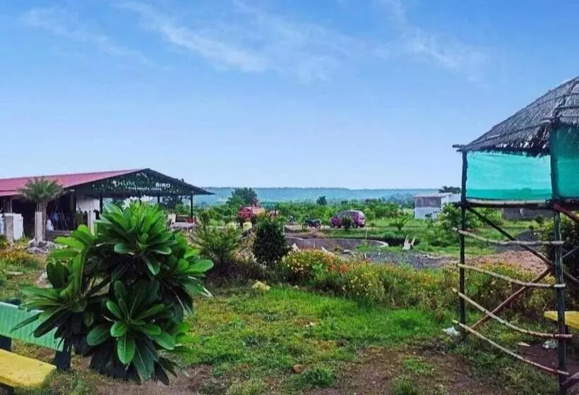 Hotelli Green Valley Resort