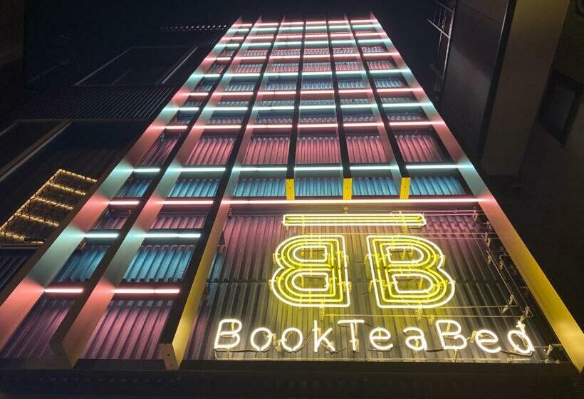 מלון כמוסות Book Tea Bed Shibuya