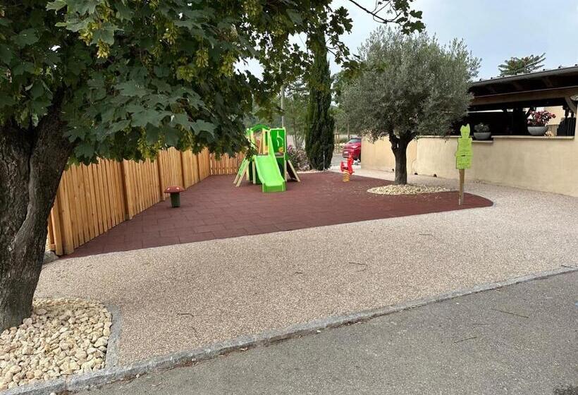 בית מלון כפרי Le Relais Saint Germain