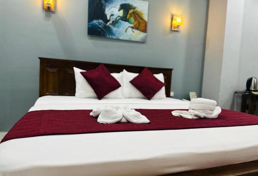 Sp Tourist Hotel Jaffna