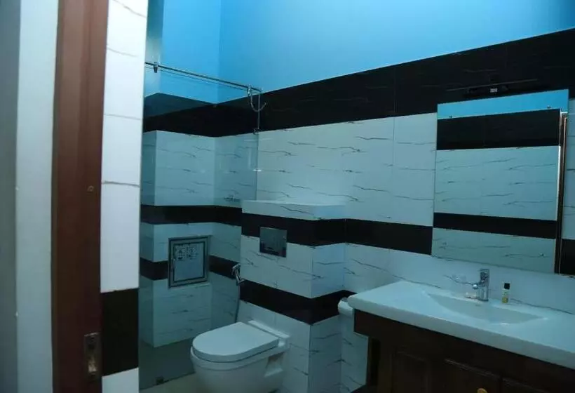 Sp Tourist Hotel Jaffna