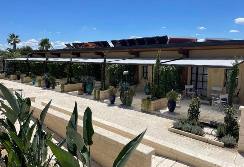 Отель Valerio Resort Beach Club