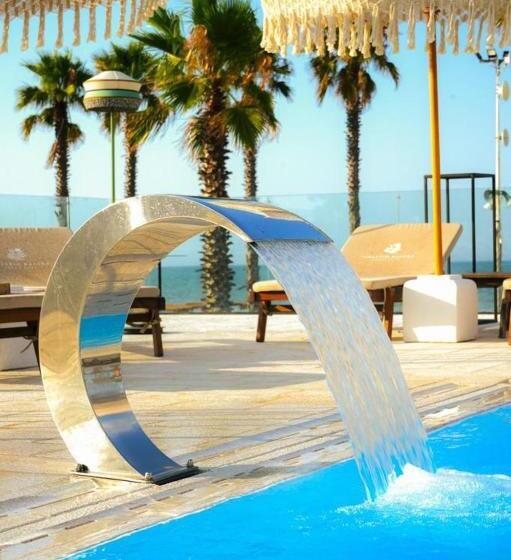 Отель Valerio Resort Beach Club