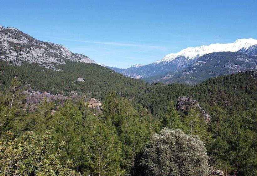 Antalya Bodrum Kayası Dağ Oteli