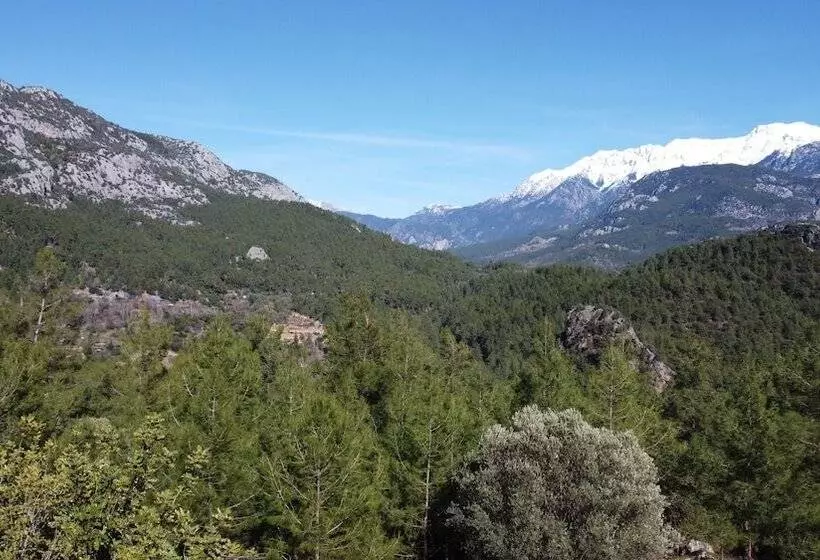 Antalya Bodrum Kayası Dağ Oteli