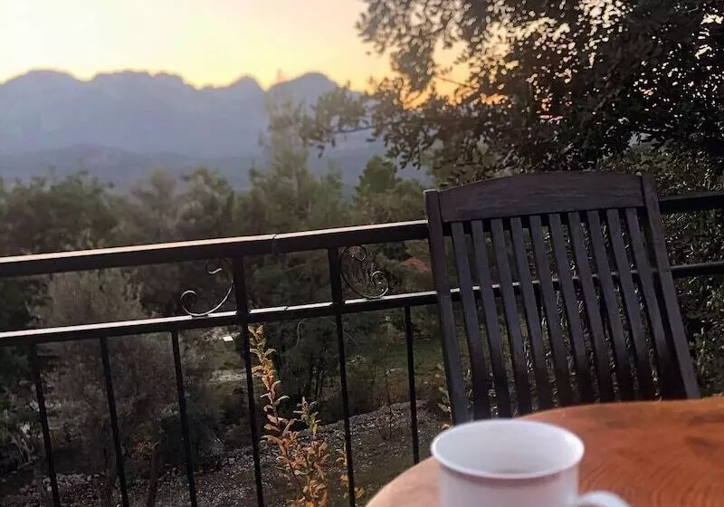 Antalya Bodrum Kayası Dağ Oteli