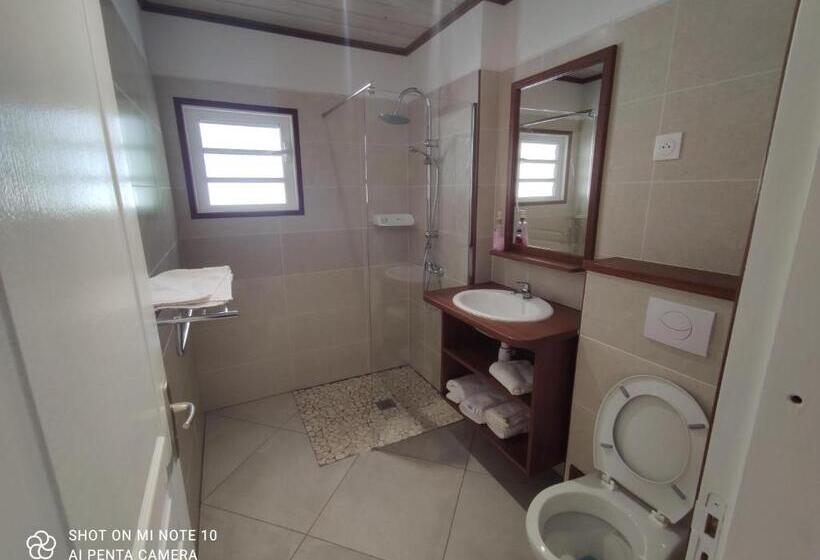 تختخواب و صبحانه Villa Grondin