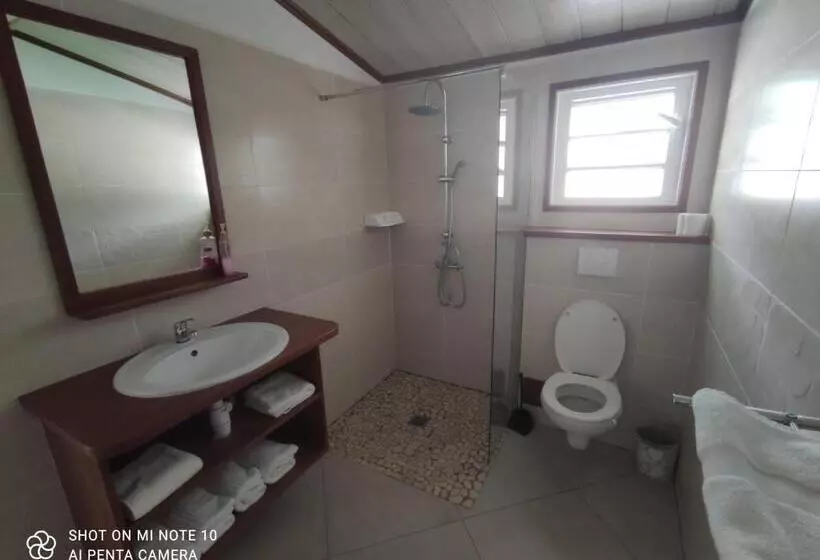 تختخواب و صبحانه Villa Grondin