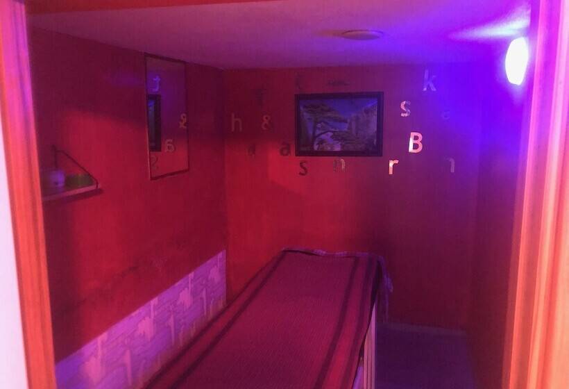 בית מלון כפרי Astoria Life