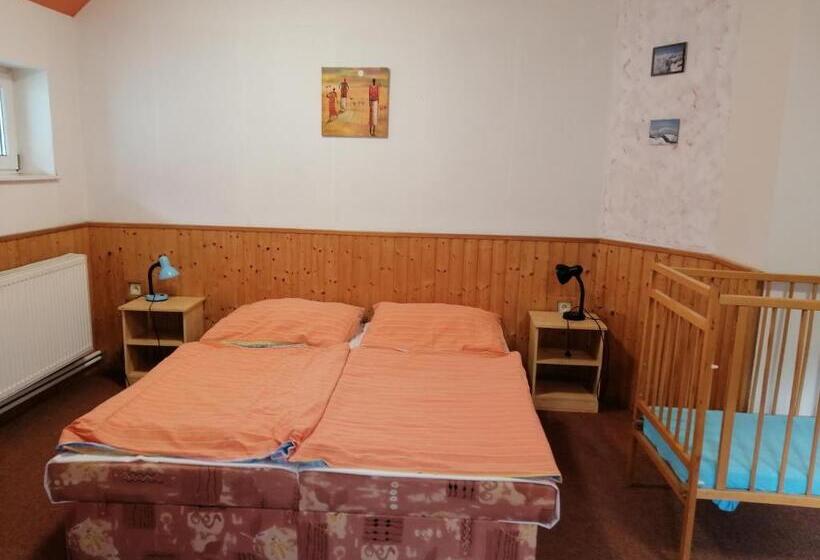 Panzió Bouda Svornost Pec Pod Sněžkou