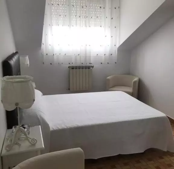 پانسیون Hostal Casa Enrique