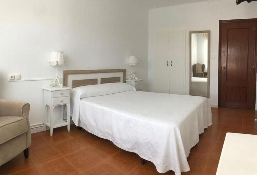 بنسيون Hostal Casa Enrique