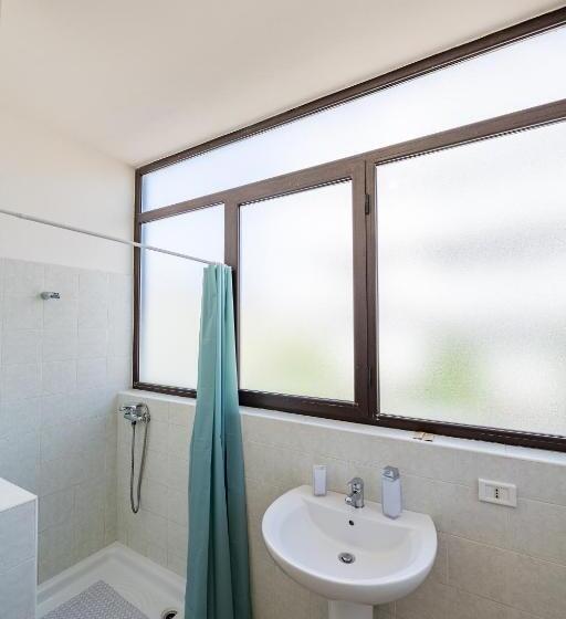 Otel Albergo Altamira